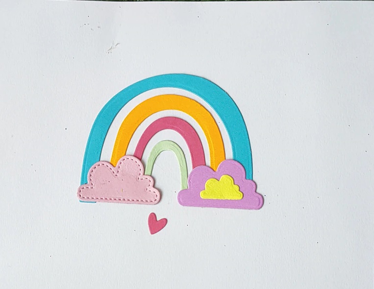 Die Cut Arcoiris con Nubes Modelo B