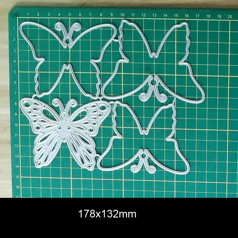 Die Cut Mariposa de 4 Niveles Grandes