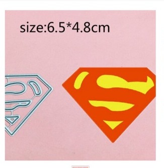 Die Cut Escudo Superman