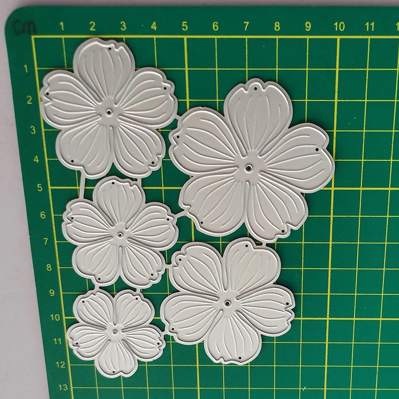 Die Cut Flores con Nervaduras x 5