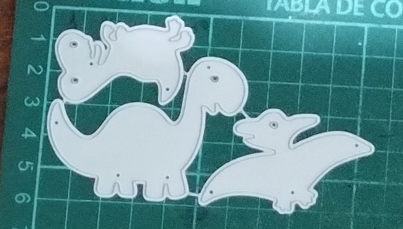 Die Cut Dinosaurios x 3