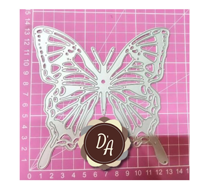 Die Cut Mariposa Calada 13,5 cm