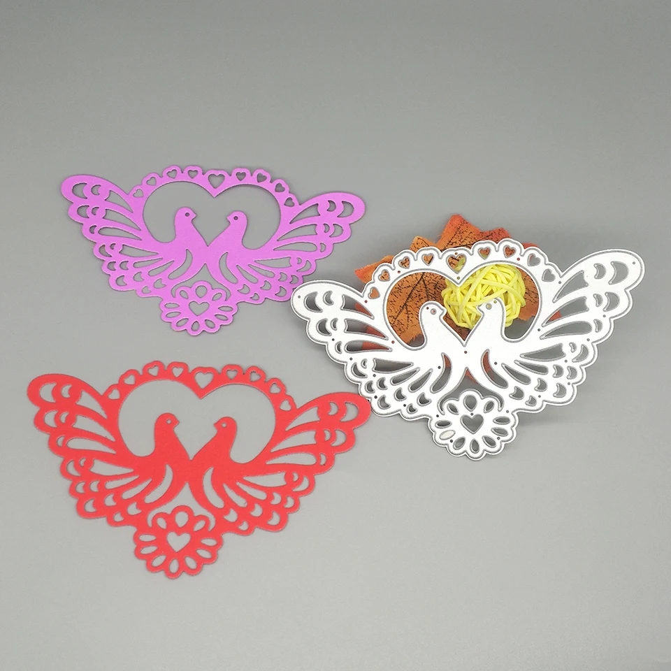 Die Cut Corazón con Palomas