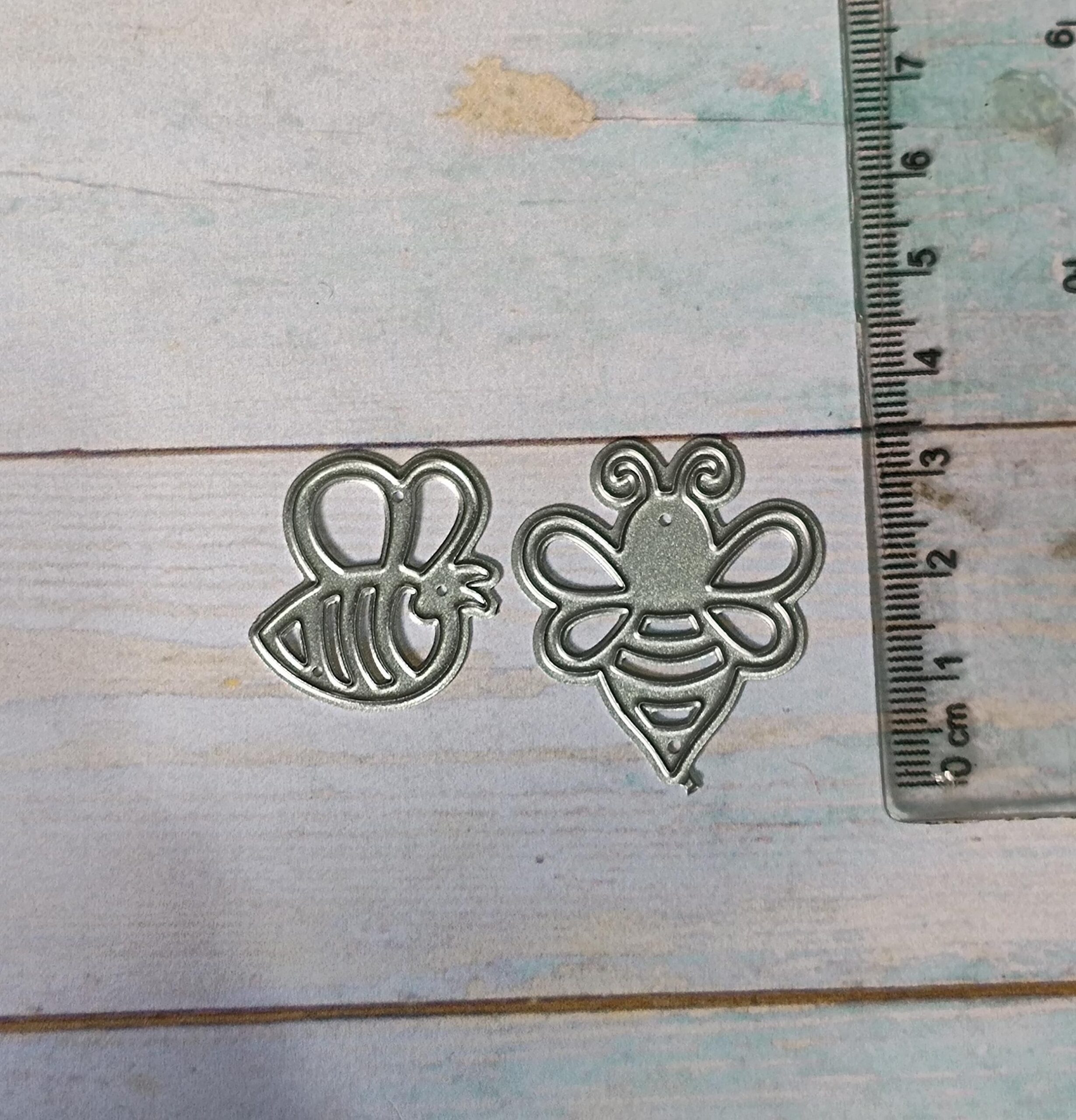 Die Cut Set de Abejas 2 Modelos