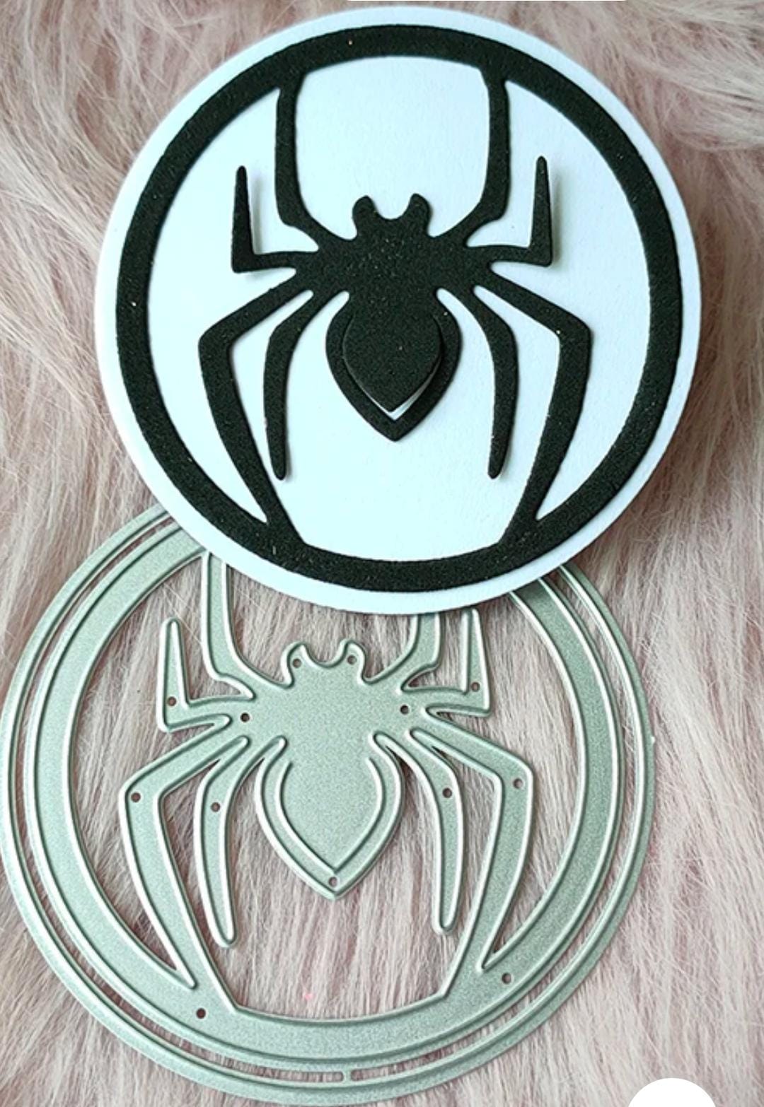 Die Cut Logo Spiderman