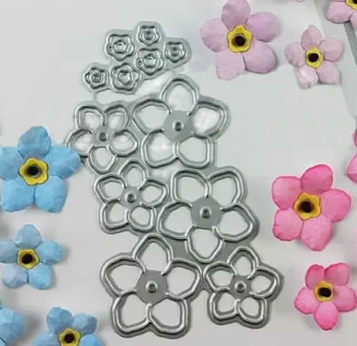 Die Cut Florcitas con su Centro x 6