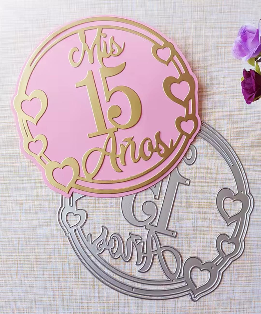 Die Cut Mis 15 Circular con Corazones