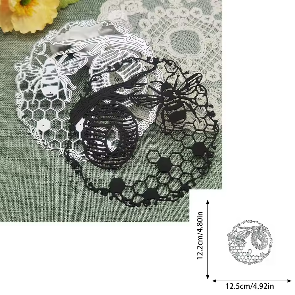 Die Cut Panal Circular con Abeja