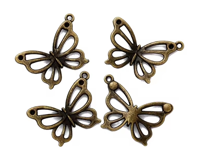 Dije Mariposa 27 x 19 mm