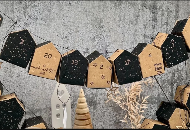 Die Cut Caja Casa Fosforera