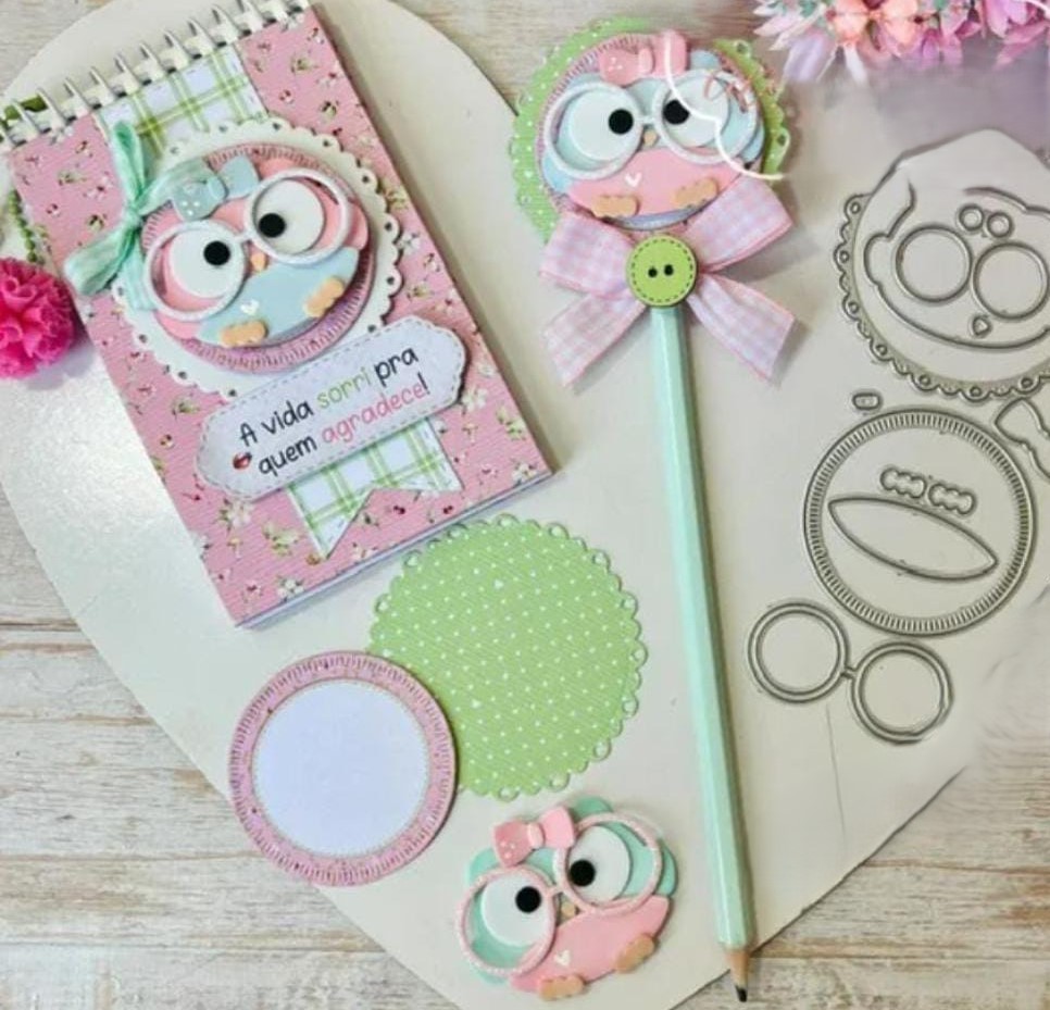 Die Cut Lechuza con Anteojos